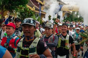 BIB: 
                            <button type="button" onclick="openModal(26906719)" class="btn btn-primary btn-sm float-right btn-popup" data-toggle="modal" data-target=".modal-high-quality">
                        <i class="fas fa-shopping-cart"></i> Add to Cart
                    </button>
                                            <button type="button" onclick="isThisMe(26906719, true)" class="btn btn-success btn-sm float-right btn-popup btn-isme hidden" data-toggle="tooltip" data-placement="bottom" title="นี่คือรูปของคุณใช่ไหม คลิกที่นี่เพื่อเอาเข้าอัลบั้ม">
                        <i class="fas fa-plus"></i> Add to album
                    </button>
                    <button type="button" onclick="isThisMe(26906719, false)" class="btn btn-warning btn-sm float-right btn-popup btn-isnotme hidden">
                        <i class="fas fa-ban"></i> Remove from album
                    </button>